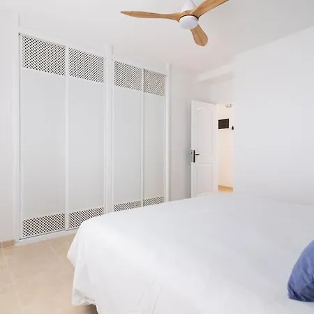 Apartment Miratlantico, Aguilas Del Teide. *