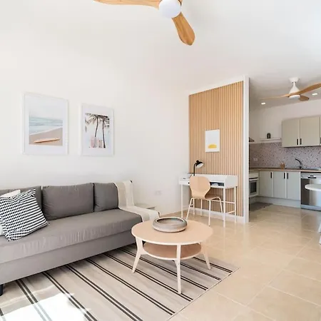 Miratlantico, Aguilas Del Teide. Apartment *